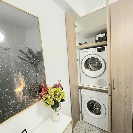 Vibe Romana Square By Global