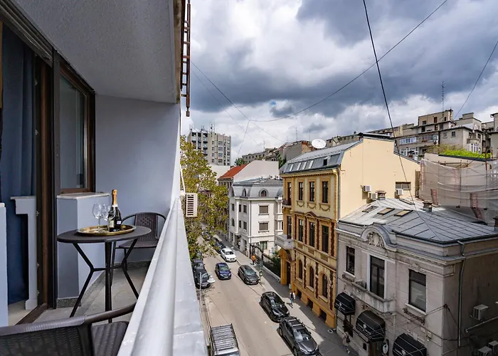 Vibe Romana Square By Global